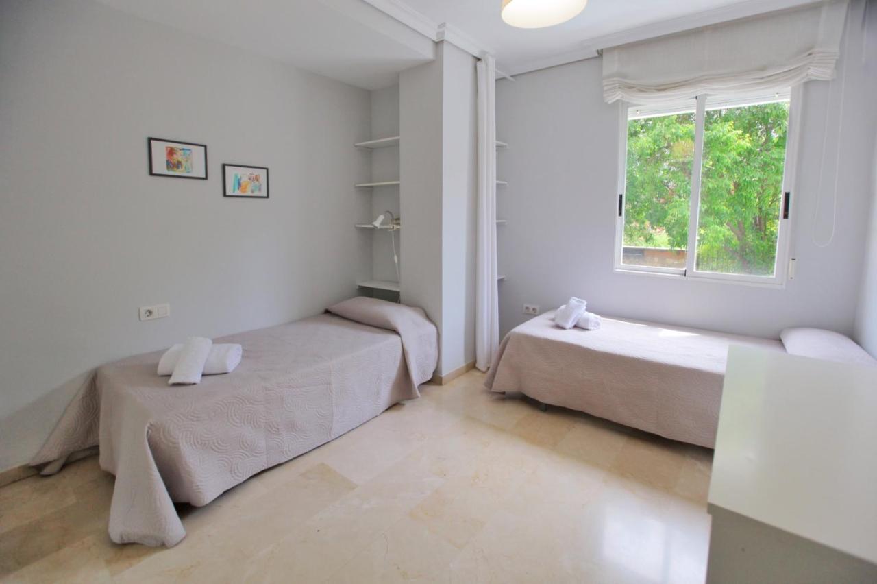 Albeniz Apartment Кордоба Екстериор снимка